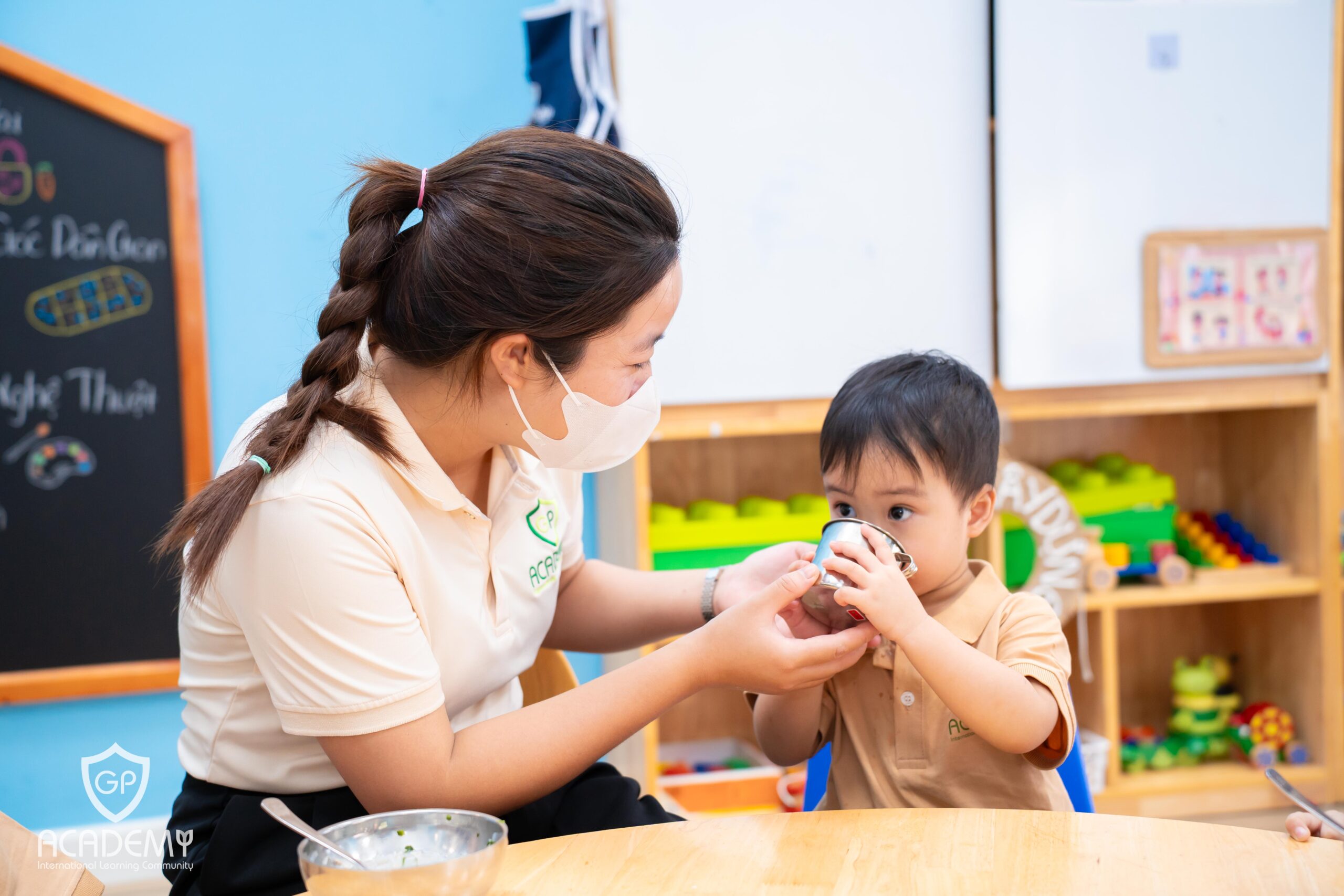 Dinh dưỡng cân bằng, mang lại chất lượng sức khoẻ cho bé