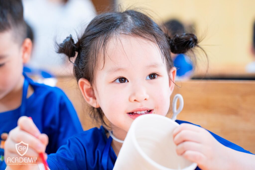Những trải nghiệm trong những năm tháng đầu đời